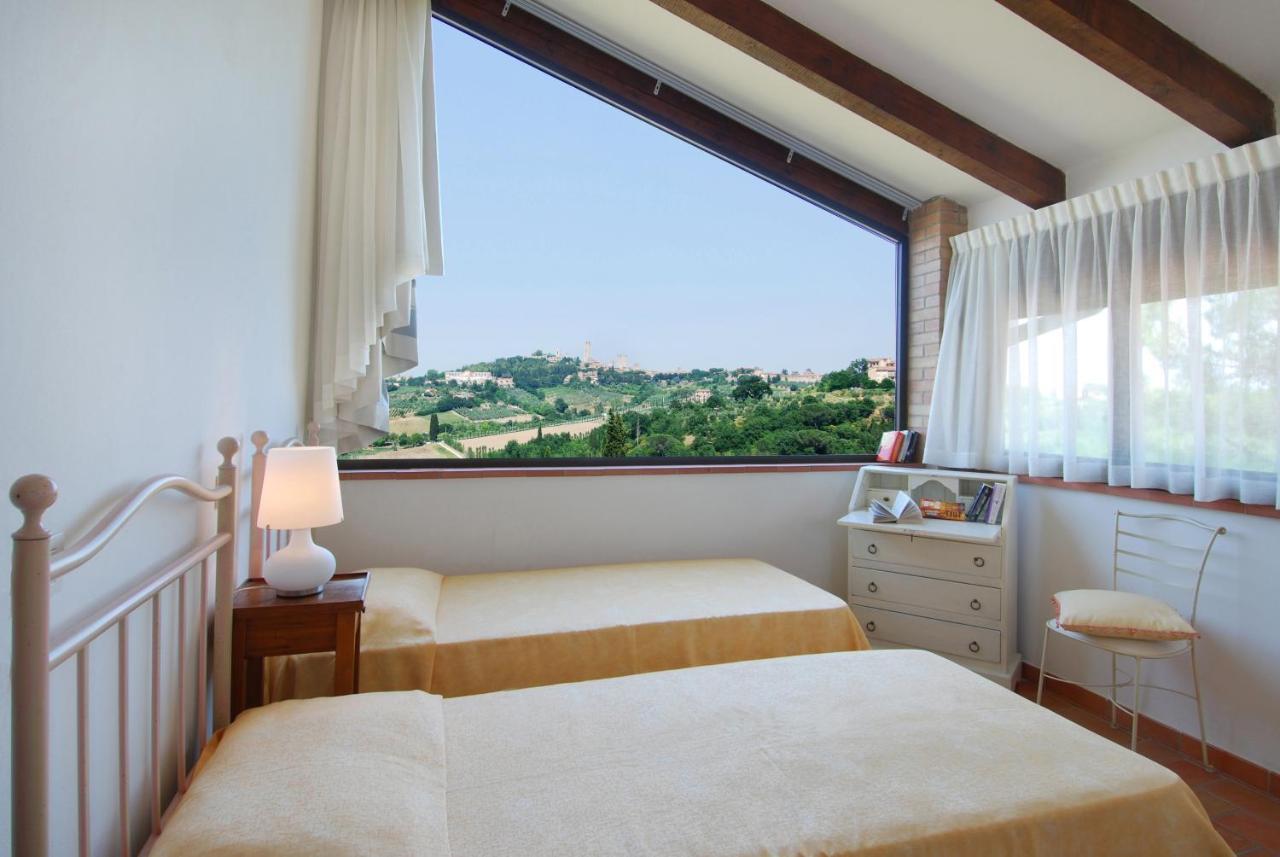 Agriturismo Raccianello San Gimignano Exterior foto